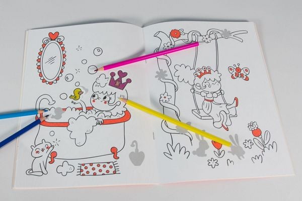 Produktbild: Mein Malbuch mit Glitzerstickern - Prinzessinnen