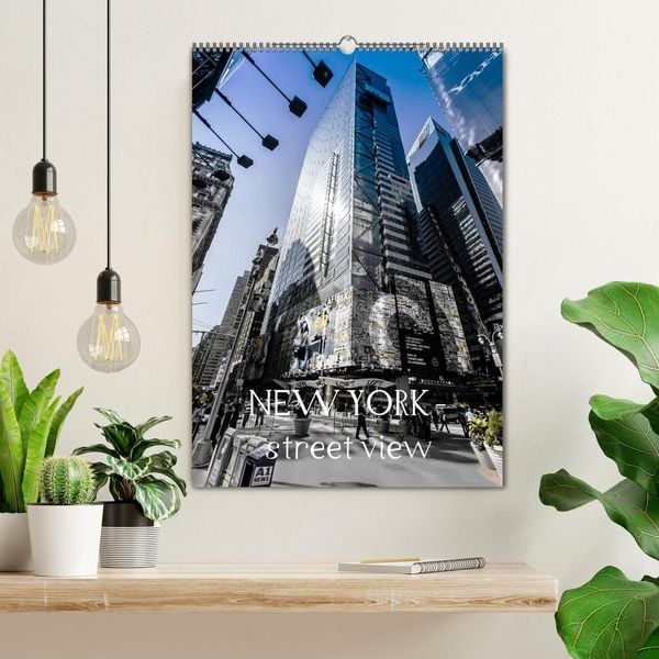 Produktbild: NEW YORK &ndash; street view (Wandkalender 2026 DIN A2 hoch), CALVENDO Monatskalender
