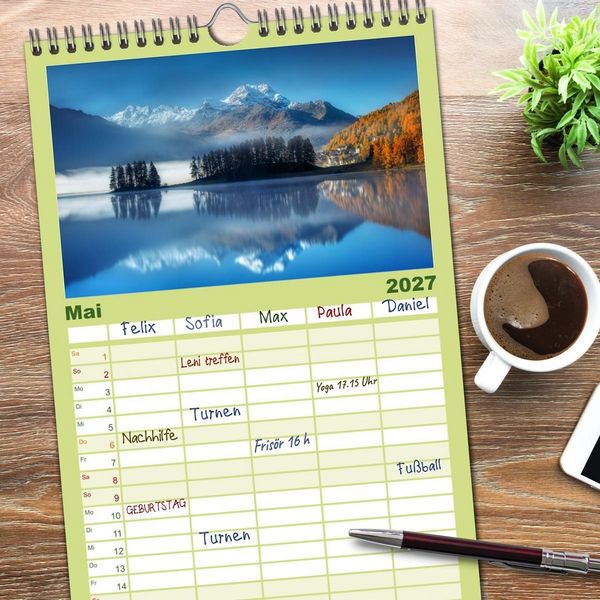 Produktbild: Familienplaner 2027 - Bergstille - Landschaften, die ber&uuml;hren mit 5 Spalten (Wandkalender, 21 x 45 cm) CALVENDO