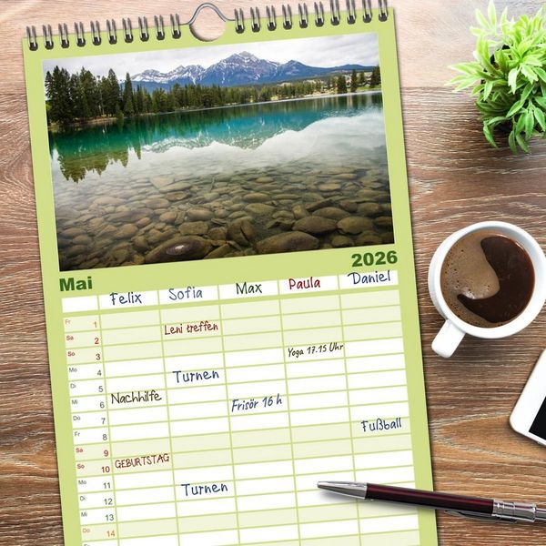 Produktbild: Familienplaner 2026 - Oh Canada... mit 5 Spalten (Wandkalender, 21 x 45 cm) CALVENDO