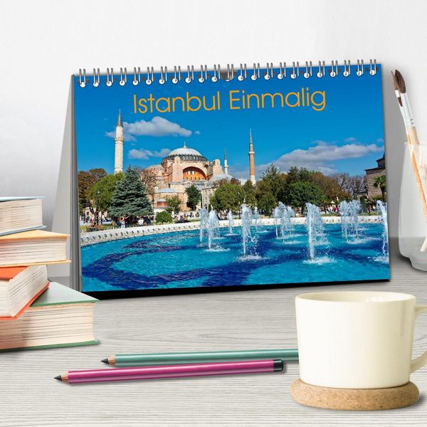 Produktbild: Istanbul Einmalig (Tischkalender 2026 DIN A5 quer), CALVENDO Monatskalender