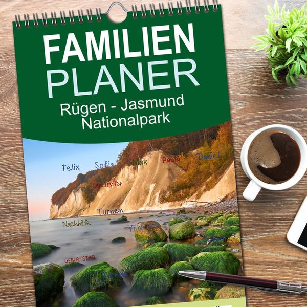 Produktbild: Familienplaner 2026 - R&uuml;gen - Jasmund Nationalpark mit 5 Spalten (Wandkalender, 21 x 45 cm) CALVENDO