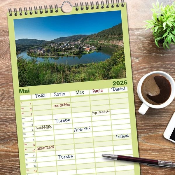 Produktbild: Familienplaner 2026 - Naturwunder - Deutschlands Flussschleifen mit 5 Spalten (Wandkalender, 21 x 45 cm) CALVENDO