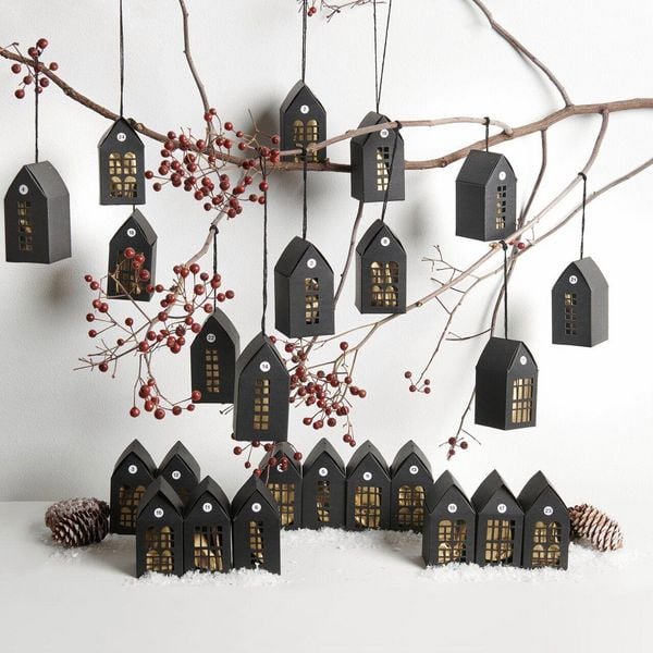 Produktbild: Adventskalender Papph&auml;user,24 Stk., 9x4,5x4,5cm, MIX