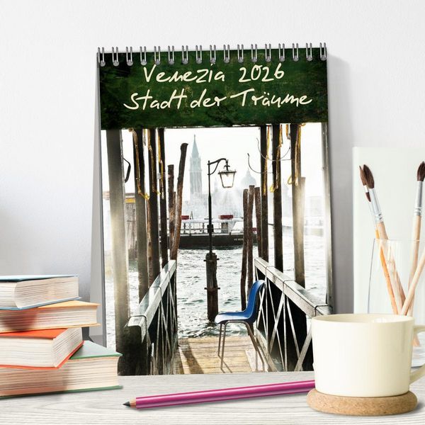 Produktbild: Venezia 2026 Stadt der Tr&auml;ume (Tischkalender 2026 DIN A5 hoch), CALVENDO Monatskalender