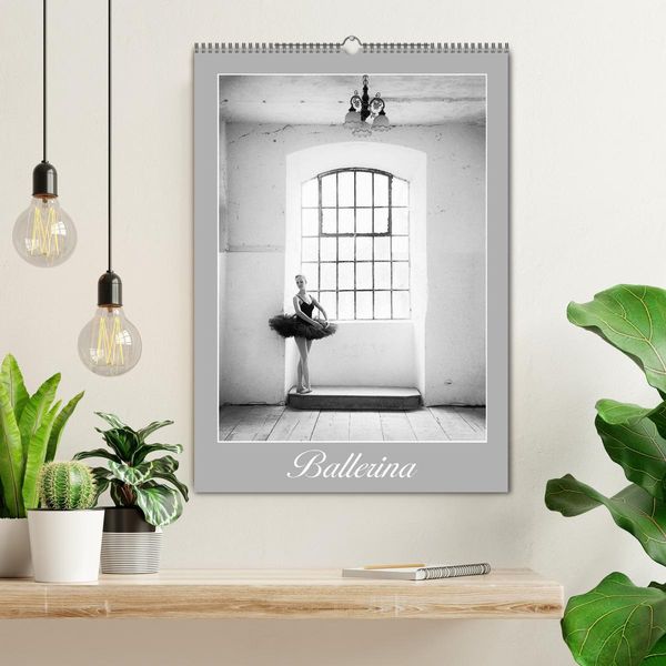 Produktbild: Ballerina (Wandkalender 2026 DIN A2 hoch), CALVENDO Monatskalender