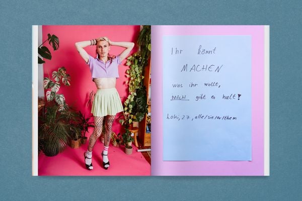 Produktbild: Beyond Binary