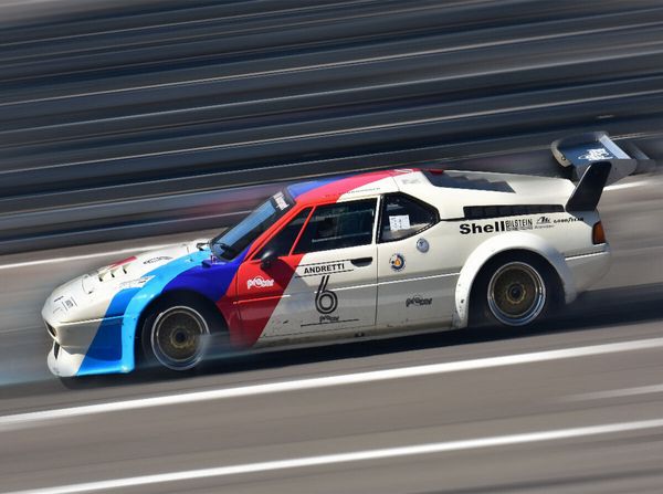 Produktbild: CALVENDO Puzzle BMW M1 - Im Motorsport der fr&uuml;hen 1908er Jahre eingesetzt | 2000 Teile Lege-Gr&ouml;&szlig;e 90x67cm Foto-Puzzle f&uuml;r gl&uuml;ckliche Stunden