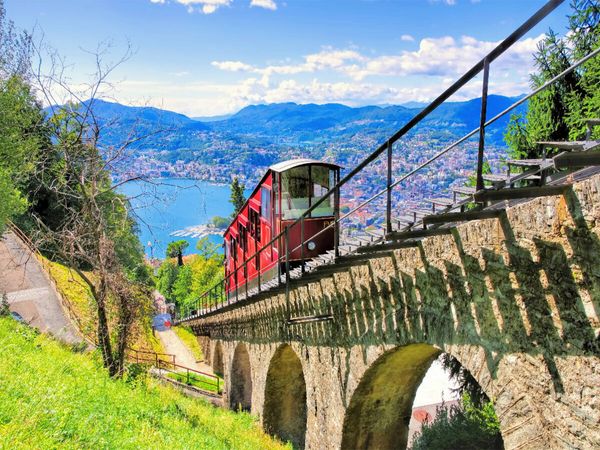 Produktbild: CALVENDO Puzzle Standseilbahn auf den Monte Br&egrave; | 1000 Teile Lege-Gr&ouml;&szlig;e 64x48cm Foto-Puzzle f&uuml;r gl&uuml;ckliche Stunden