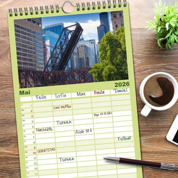 Produktbild: Familienplaner 2026 - CHICAGO Stadtzentrum mit 5 Spalten (Wandkalender, 21 x 45 cm) CALVENDO
