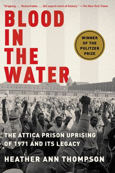 Produktbild: Blood in the Water (Pulitzer Prize Winner)