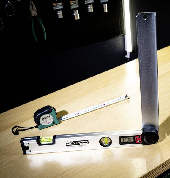 Produktbild: Br&uuml;der Mannesmann M81230 Digitaler Winkelmesser 225&deg;