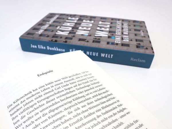 Produktbild: K&uuml;hle neue Welt. Eine Geschichte der Moderne