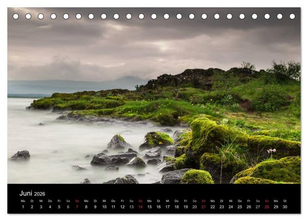 Produktbild: Islands Landschaften - Wasser, Eis und gr&uuml;nes Moos (Tischkalender 2026 DIN A5 quer), CALVENDO Monatskalender
