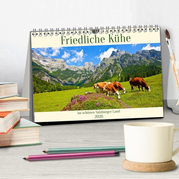 Produktbild: Friedliche K&uuml;he (Tischkalender 2026 DIN A5 quer), CALVENDO Monatskalender