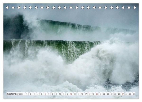 Produktbild: WASSERBERGE - Die Riesenwellen von Nazar&eacute; (Tischkalender 2026 DIN A5 quer), CALVENDO Monatskalender