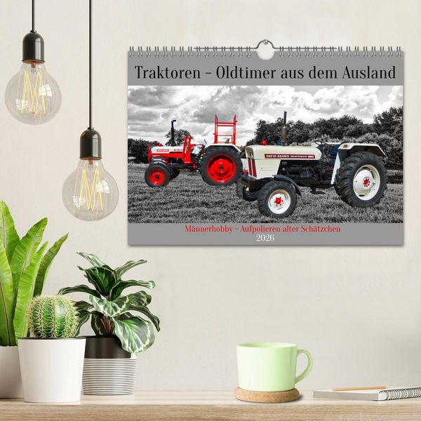 Produktbild: Traktoren - Oldtimer aus dem Ausland (Wandkalender 2026 DIN A4 quer), CALVENDO Monatskalender
