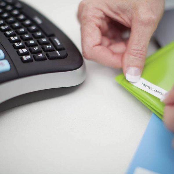 Produktbild: DYMO&reg; LabelManager 210D+, Eingabetastatur QWERTZ mit Aufbewahrungskoffer und Netzadapter