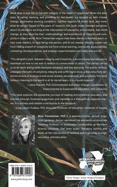 Produktbild: Between Complicity and Integrity