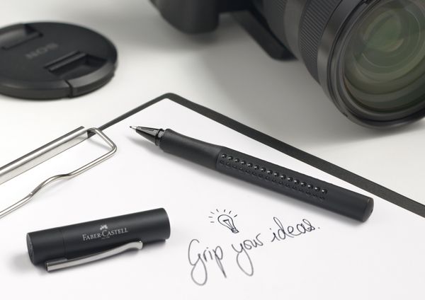 Produktbild: Faber-Castell F&uuml;ller Grip 2011 M schwarz