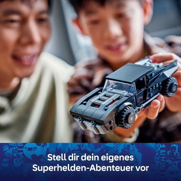 Produktbild: LEGO DC The Batman Batmobil Auto Spielzeug mit einer Minifigur 76332