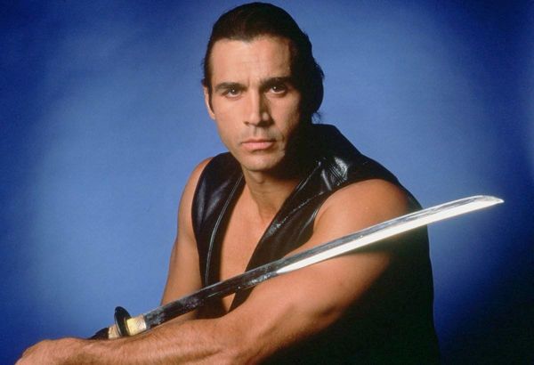 Highlander - Gesamtedition: Die komplette Serie mit Adrian Paul (Alle 6 Staffeln) [45 DVDs]