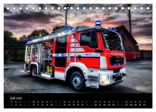 Produktbild: Feuerwehr und Rettungsdienst (Tischkalender 2026 DIN A5 quer), CALVENDO Monatskalender