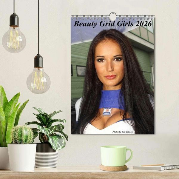 Produktbild: Beauty Grid Girls 2026 (Wandkalender 2026 DIN A4 hoch), CALVENDO Monatskalender
