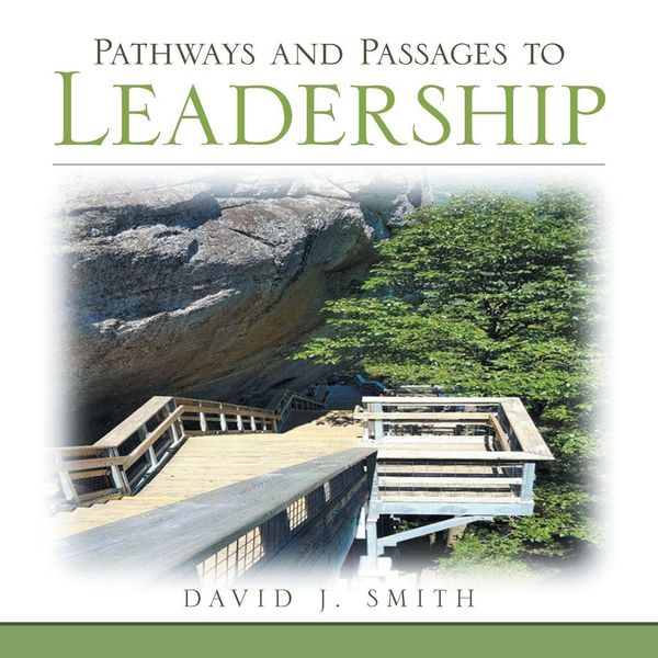 Produktbild: Pathways and Passages to Leadership