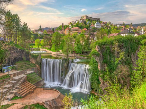 Produktbild: CALVENDO Puzzle Jajce | 1000 Teile Lege-Gr&ouml;&szlig;e 64x48cm Foto-Puzzle f&uuml;r gl&uuml;ckliche Stunden