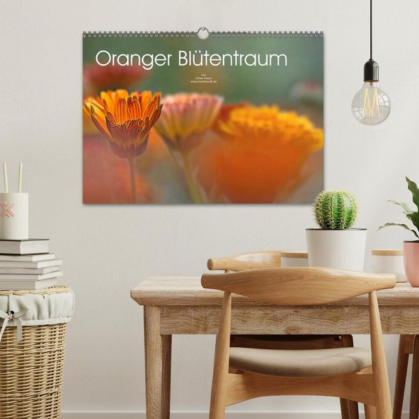 Produktbild: Oranger Bl&uuml;tentraum (Wandkalender 2026 DIN A3 quer), CALVENDO Monatskalender