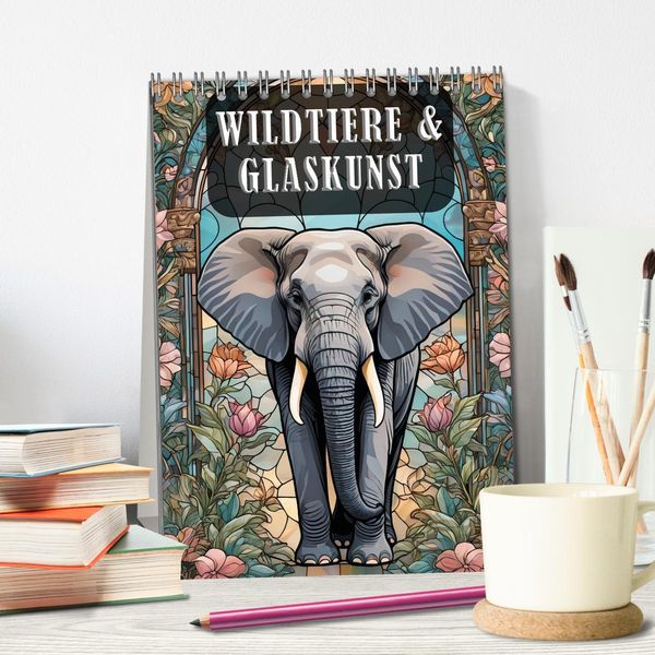 Produktbild: Wildtiere und Glaskunst im Tiffany Stil (Tischkalender 2026 DIN A5 hoch), CALVENDO Monatskalender