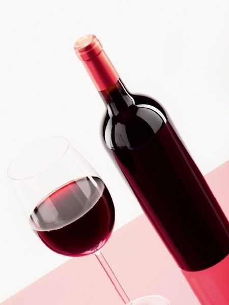 Produktbild: Ein Glas Rotwein mit Flasche daneben (Puzzle)