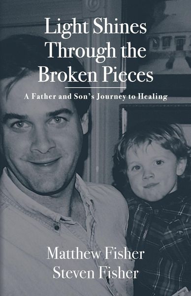 Produktbild: Light Shines Through the Broken Pieces
