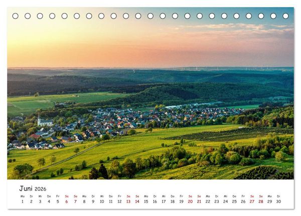 Produktbild: Das Sauerland bei Brilon aus der Vogelperspektive (Tischkalender 2026 DIN A5 quer), CALVENDO Monatskalender
