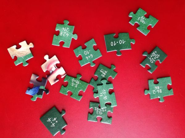 Produktbild: PLUZZLE - Das Mathe-Puzzle