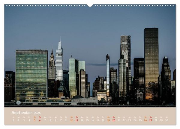Produktbild: City Lights &ndash; New York im Fokus (Wandkalender 2026 DIN A2 quer), CALVENDO Monatskalender