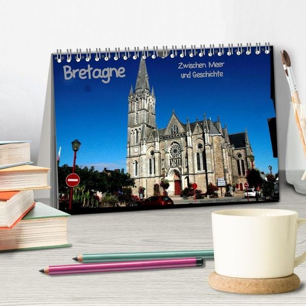 Produktbild: Bretagne - Zwischen Meer und Geschichte (Tischkalender 2027 DIN A5 quer), CALVENDO Monatskalender