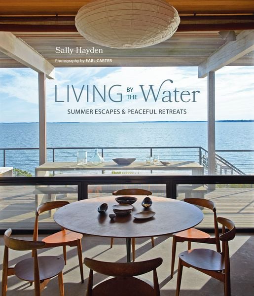 Produktbild: Living by the Water
