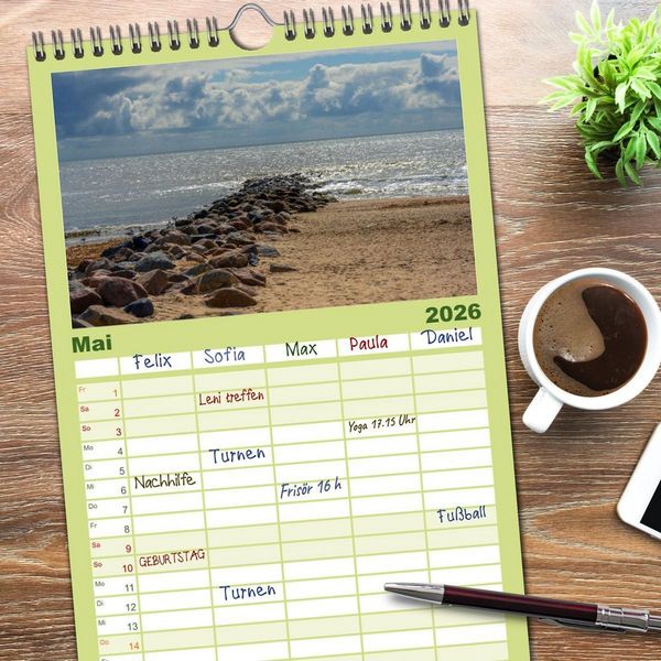 Produktbild: Familienplaner 2026 - D&auml;nemarks Nordseek&uuml;ste - von Esbjerg bis Sondervig mit 5 Spalten (Wandkalender, 21 x 45 cm) CALVENDO