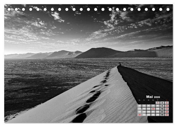 Produktbild: Namibia schwarzwei&szlig; (Tischkalender 2026 DIN A5 quer), CALVENDO Monatskalender
