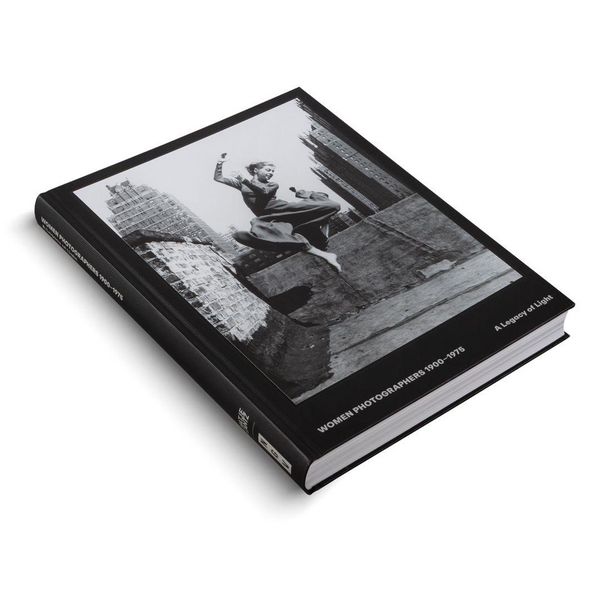 Produktbild: Women Photographers 1900&ndash;1975: A Legacy of Light