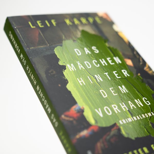 Produktbild: Das M&auml;dchen hinter dem Vorhang