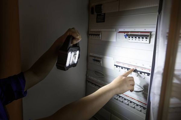 Produktbild: Easymaxx 12899 LED, COB LED Arbeitsleuchte akkubetrieben, solarbetrieben