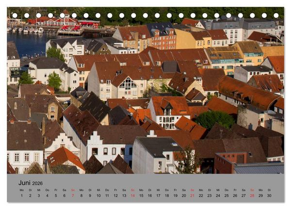 Produktbild: D&auml;cher von Flensburg (Tischkalender 2026 DIN A5 quer), CALVENDO Monatskalender