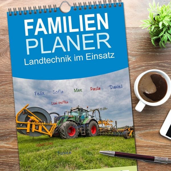 Produktbild: Familienplaner 2026 - Landtechnik im Einsatz mit 5 Spalten (Wandkalender, 21 x 45 cm) CALVENDO