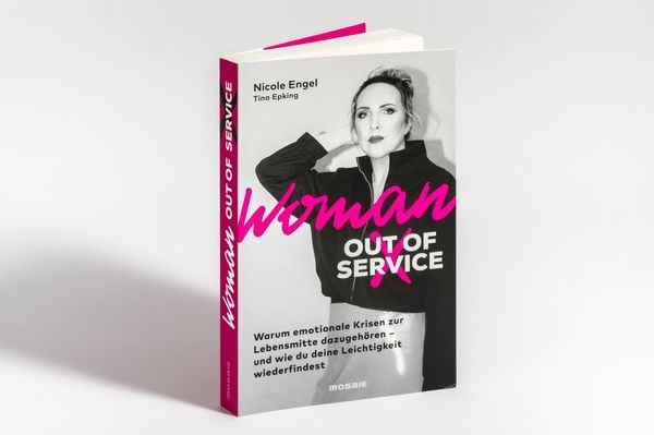 Produktbild: Woman Out of Service