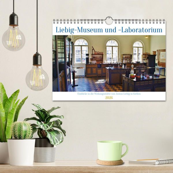 Produktbild: Einblicke in das Liebig-Museum und -Laboratorium in Gie&szlig;en (Wandkalender 2026 DIN A4 quer), CALVENDO Monatskalender