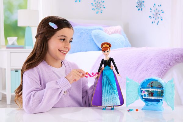 Produktbild: Disney Die Eisk&ouml;nigin Juwel Reveal Anna Puppe