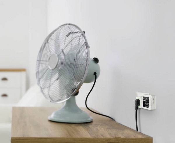 Produktbild: VOLTCRAFT SEM5000 Energiekosten-Messger&auml;t Kostenprognose, Alarmfunktion, Stromtarif einstellbar, Datenloggerfunktion